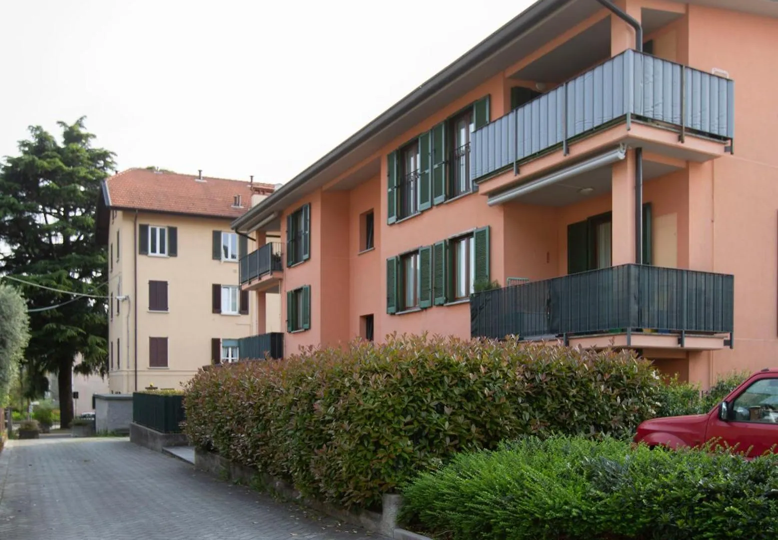 Como Lake - Lakeside Bliss Mandello del Lario 0*,  Italy